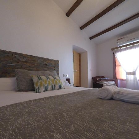 Apartamentos Fuente Nueva II Caces Kültér fotó